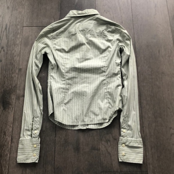 Abercrombie & Fitch button down Woman’s shirt - Picture 2 of 7